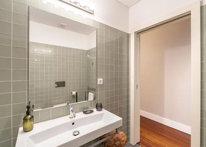 Viva Aliados Spacious & Bright Flat Appartamento *