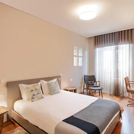 Viva Aliados Spacious & Bright Flat Апартаменты *