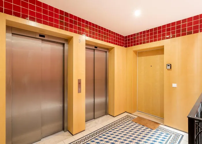 Viva Aliados Spacious & Bright Flat Apartman