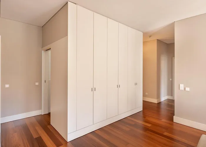 Viva Aliados Spacious & Bright Flat