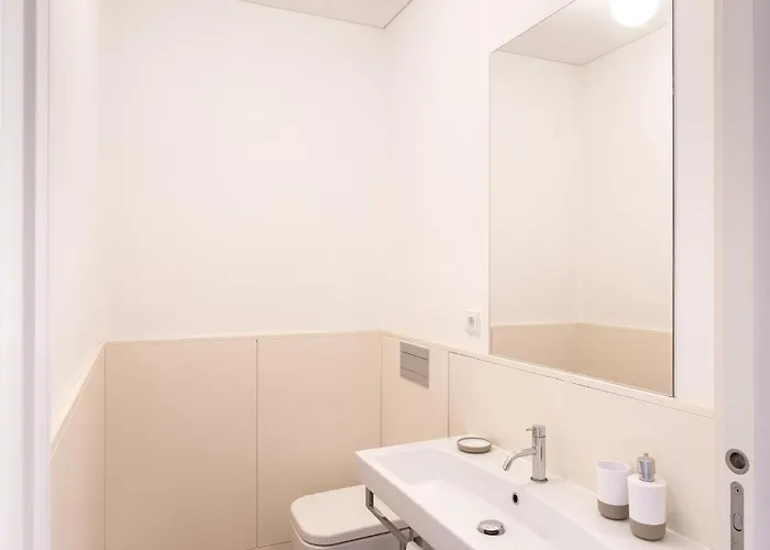 Viva Aliados Spacious & Bright Flat *