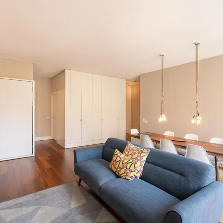 Viva Aliados Spacious & Bright Flat شقة بورتو