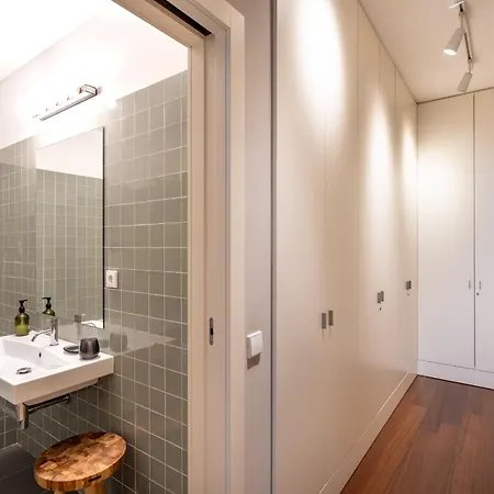 Viva Aliados Spacious & Bright Flat 公寓