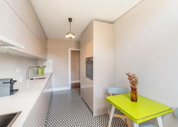 Διαμέρισμα Viva Aliados Spacious & Bright Flat Πόρτο